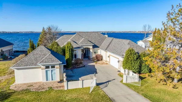 $1,150,000 | 425 Irving Beach Drive, Bemidji, MN 56601