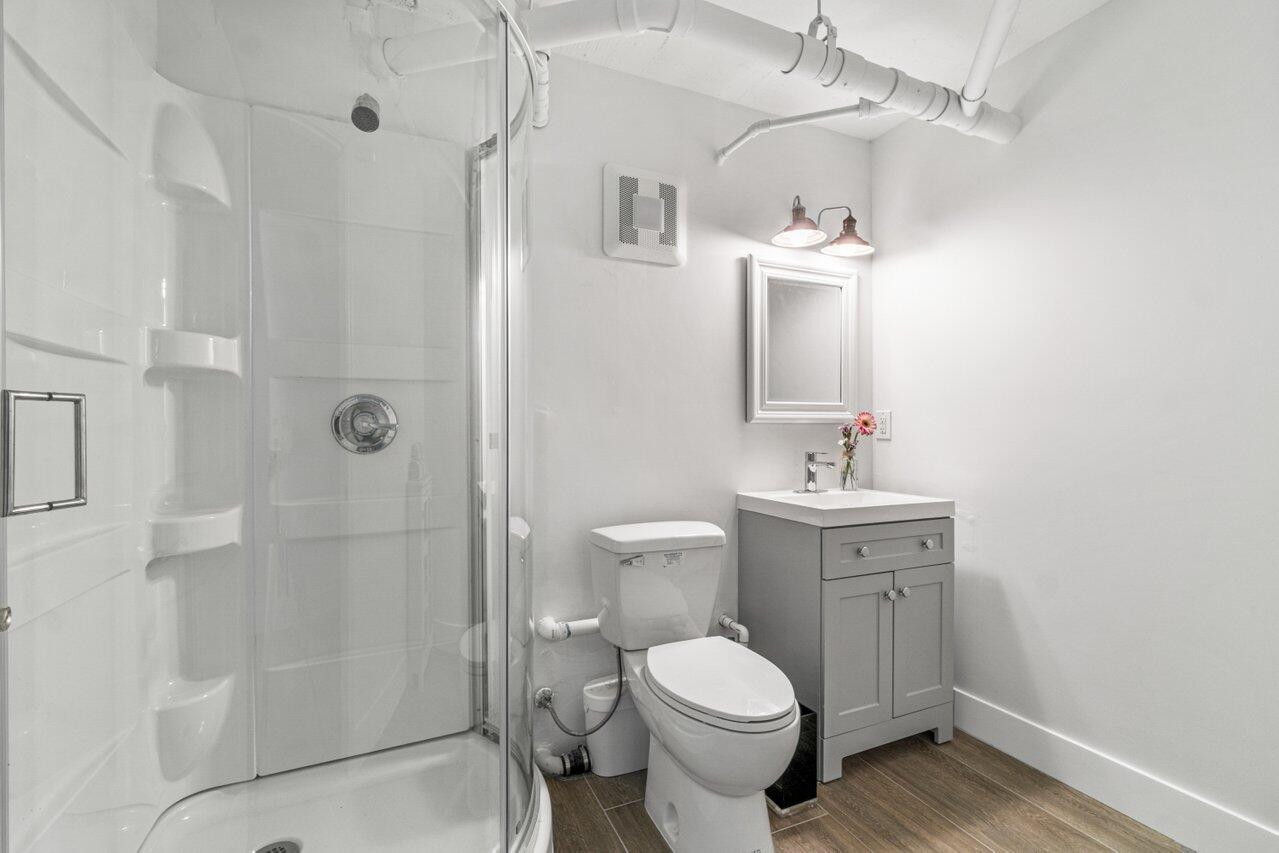 9427 Southeast Athena Street Hobe Sound, FL 33455 - Photo 25 of 33 Basement Bath