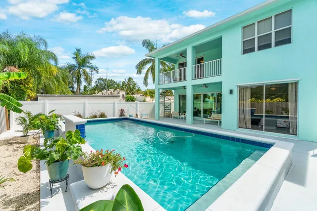 $5,500 | 9427 Southeast Athena Street, Hobe Sound, FL 33455