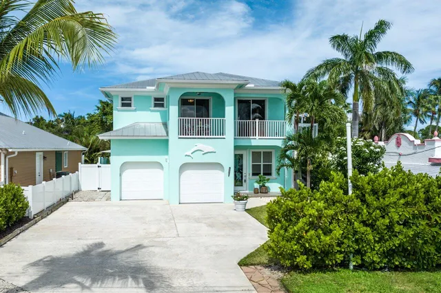 $5,500 | 9427 Southeast Athena Street, Hobe Sound, FL 33455