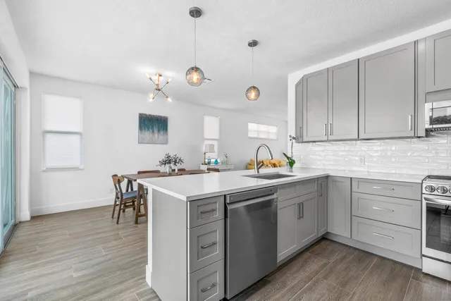 $5,500 | 9427 Southeast Athena Street, Hobe Sound, FL 33455