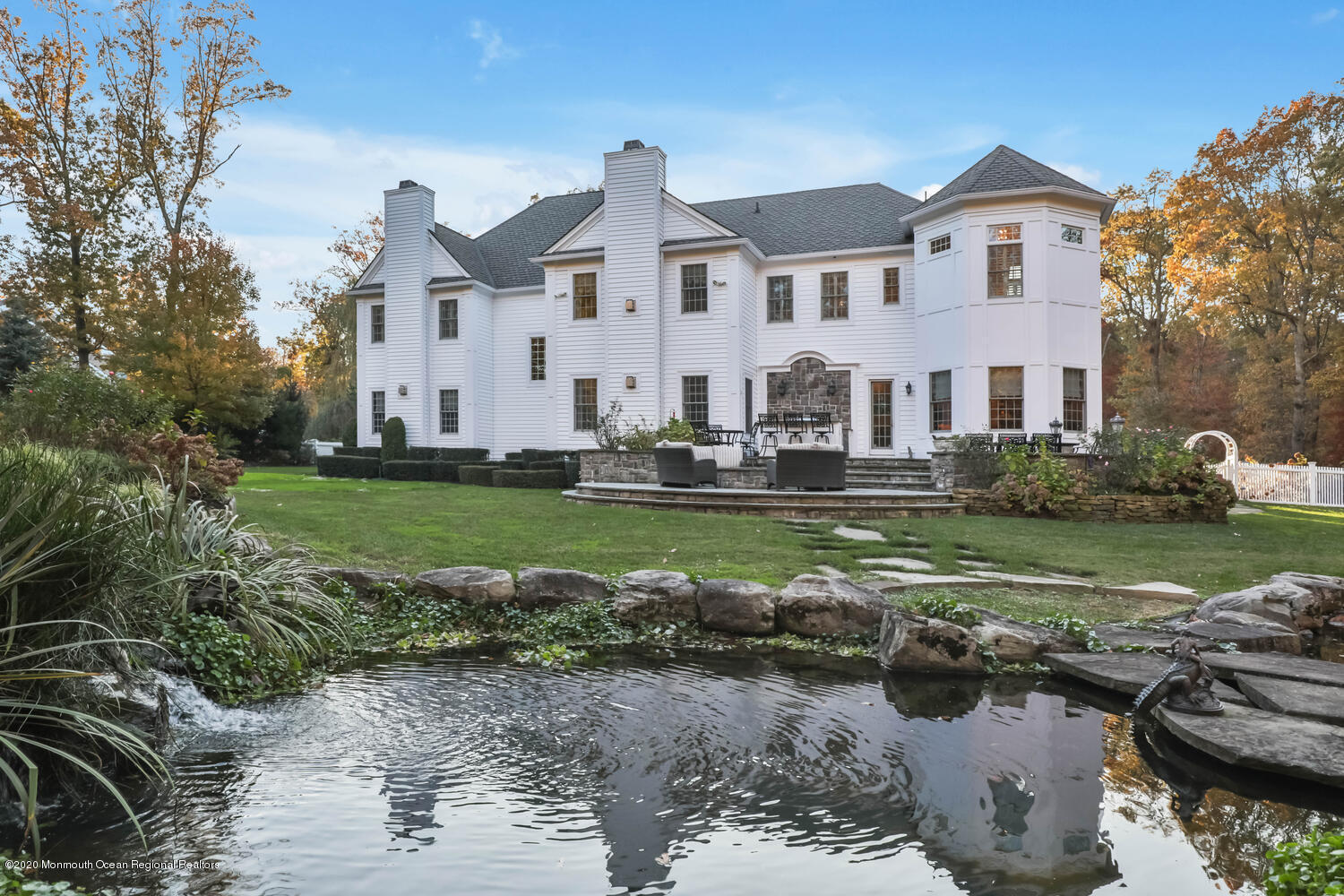 280 Portland Road Atlantic Highlands, NJ 07716 - Photo 54 of 74 a front view of a house with a yard