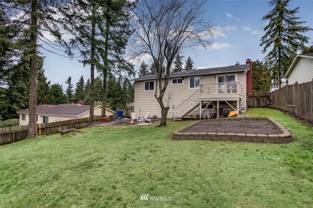 13701 Southeast 173rd Place Renton, WA 98058 - Photo 24 of 25 Gallery Image 24