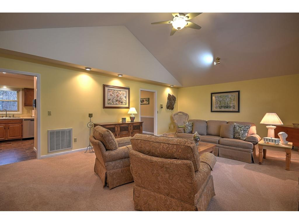 2809 Big Ridge Road Johnson City, TN 37601 - Photo 3 of 33 Photo 3