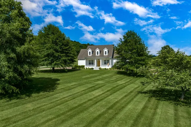 $1,500,000 | 4901 Toll Dugger Road, Culleoka, TN 38451