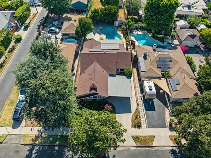 $849,000 | 7007 Whitaker Avenue, Lake Balboa, CA 91406