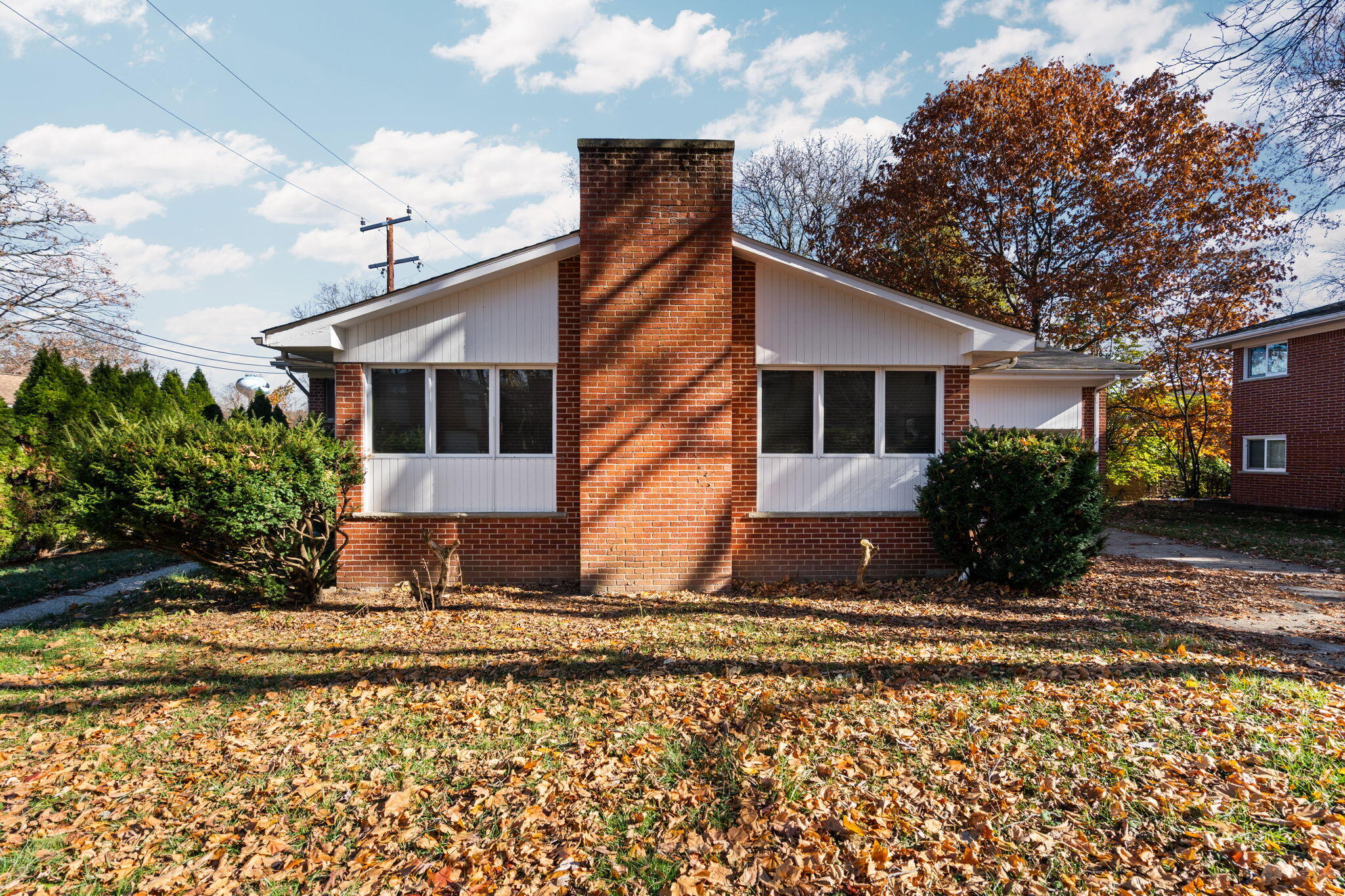2219 Needham Road Ann Arbor, MI 48104 - Photo 4 of 34 32-web-or-mls-DSC01785