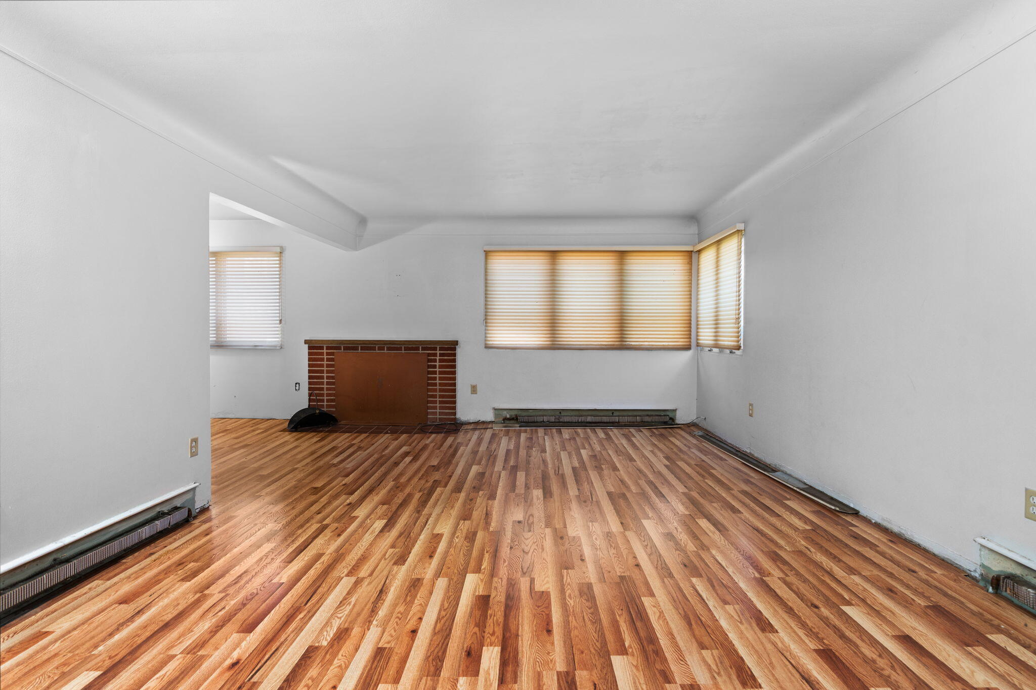 2219 Needham Road Ann Arbor, MI 48104 - Photo 8 of 34 3-web-or-mls-DSC01657