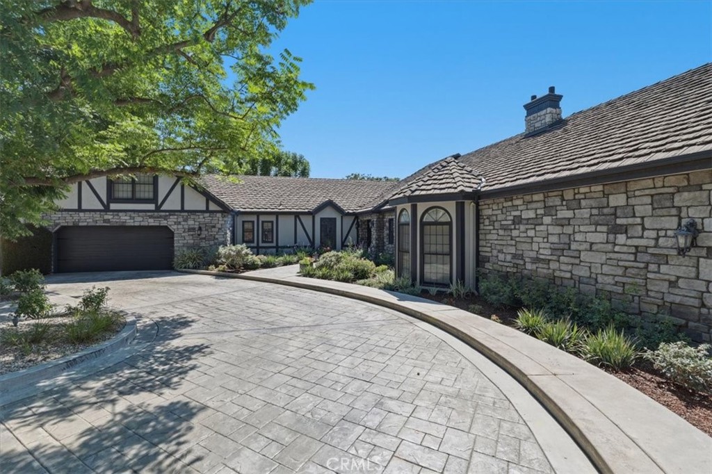 2445 Rolling Ridge Road Riverside, CA 92506 - Photo 16 of 75