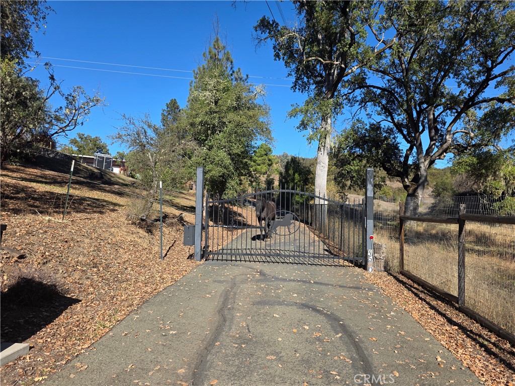 4504 Eickhoff Road Lakeport, CA 95453 - Photo 40 of 40 a view of a pathway with a wrought fence