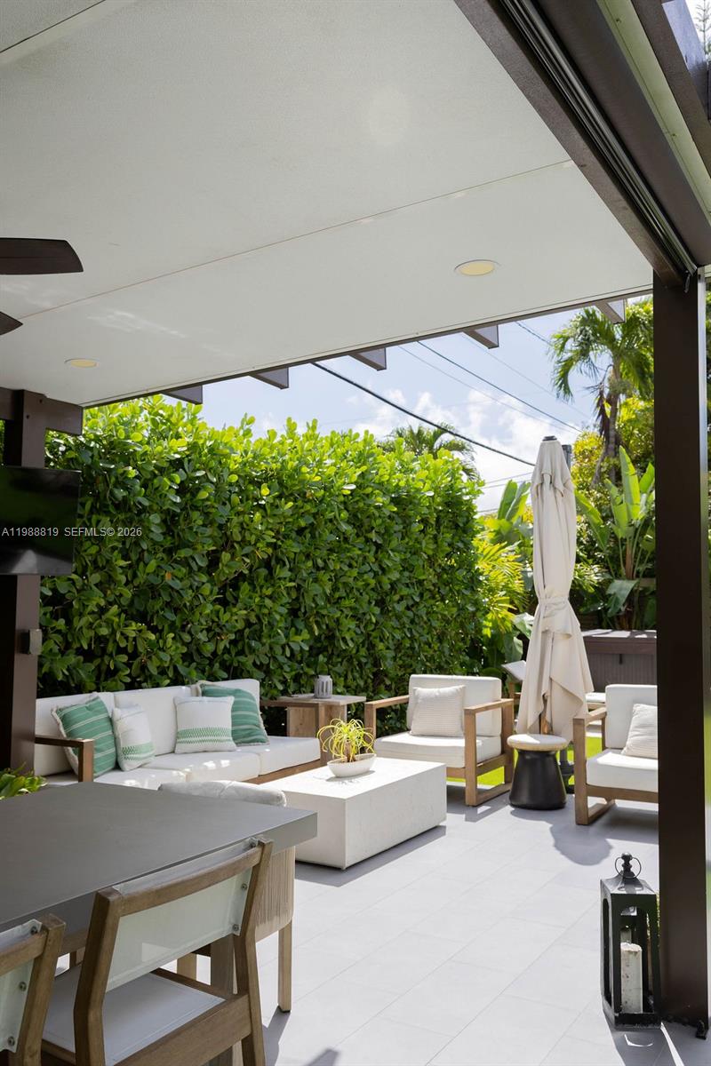 3205 Southwest 68th Avenue Miami, FL 33155 - Photo 28 of 33 a view of outdoor space yard and patio