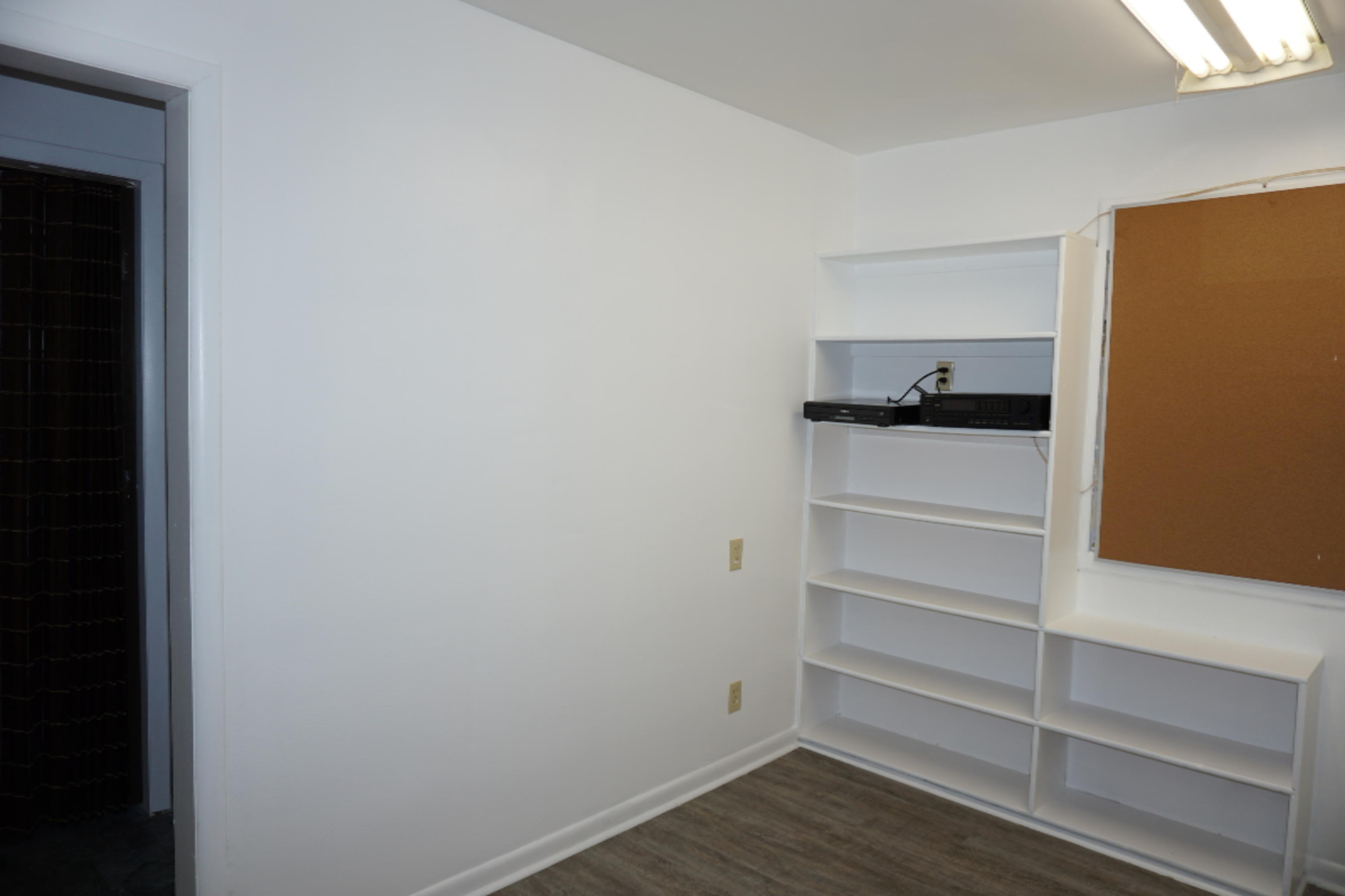 94 Brooks Road Muskegon, MI 49442 - Photo 14 of 25 DSC01704