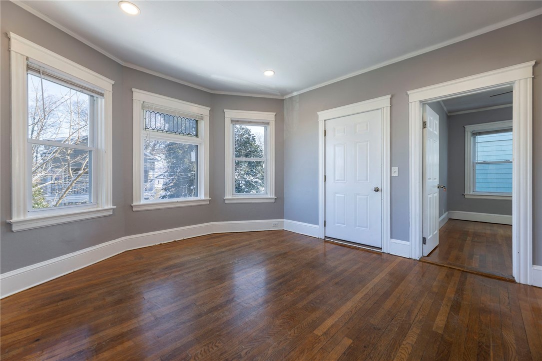 68 Radcliffe Avenue Providence, RI 02908 - Photo 17 of 49