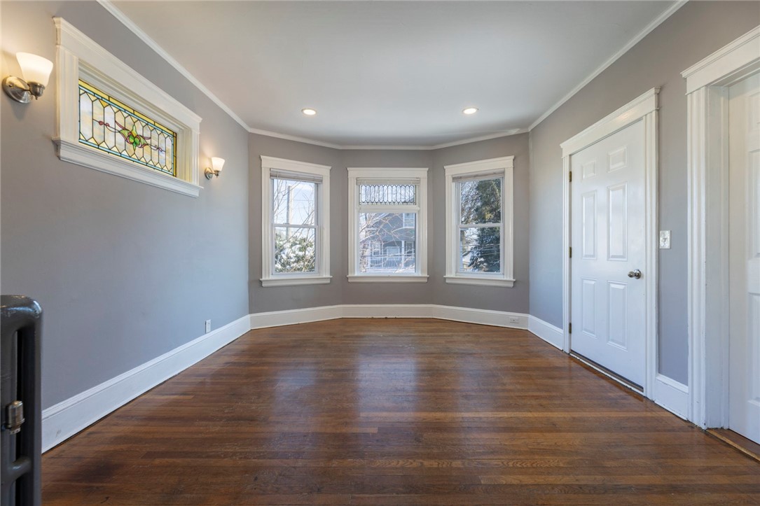 68 Radcliffe Avenue Providence, RI 02908 - Photo 18 of 49