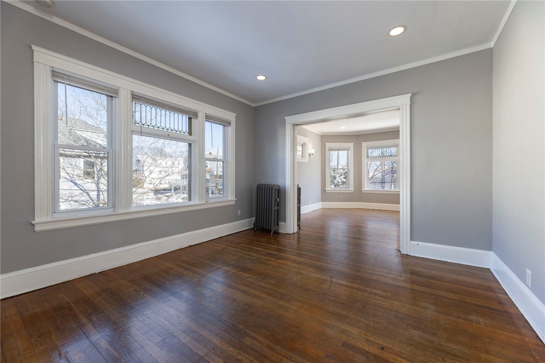 68 Radcliffe Avenue Providence, RI 02908 - Photo 21 of 49