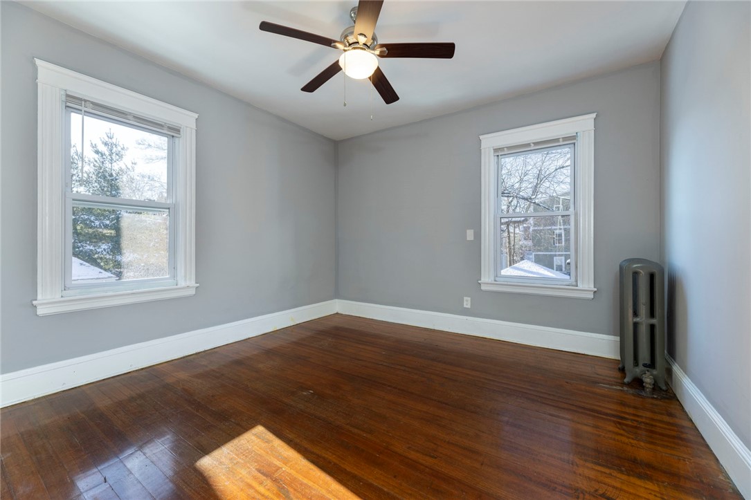 68 Radcliffe Avenue Providence, RI 02908 - Photo 33 of 49