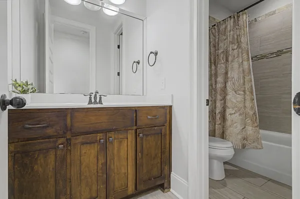 $769,900 | 1100 Lake Highlands Drive, Mount Juliet, TN 37122