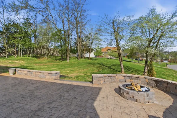 $769,900 | 1100 Lake Highlands Drive, Mount Juliet, TN 37122