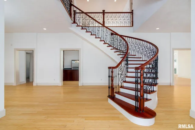 $760,000 | 12 Clearlake Drive, Centralia, IL 62801