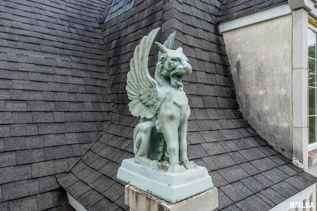 $760,000 | 12 Clearlake Drive, Centralia, IL 62801