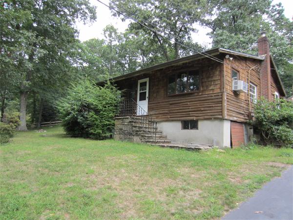 26-28 Quisset Road Mendon, MA 01756 - Photo 2 of 11 Gallery Image 2