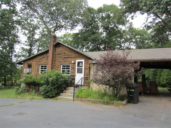 26-28 Quisset Road Mendon, MA 01756 - Photo 4 of 11 Gallery Image 4