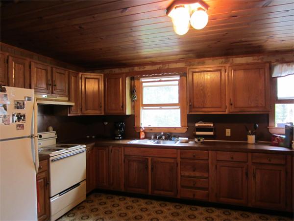 26-28 Quisset Road Mendon, MA 01756 - Photo 5 of 11 Gallery Image 5