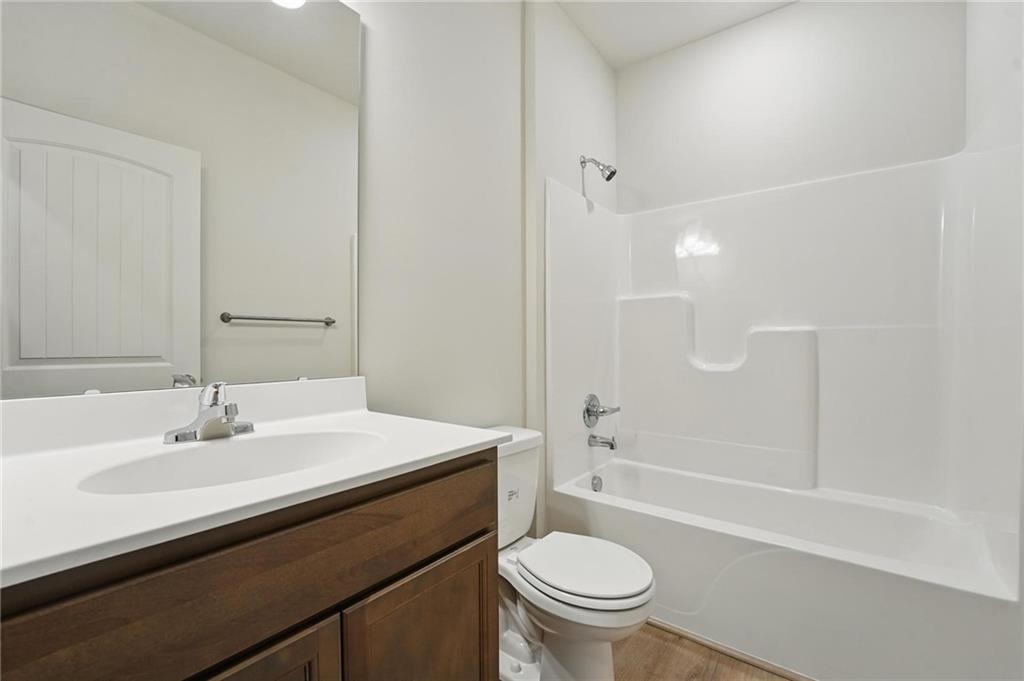 409 Southwest Redbud Court Blue Springs, MO 64064 - Photo 7 of 24