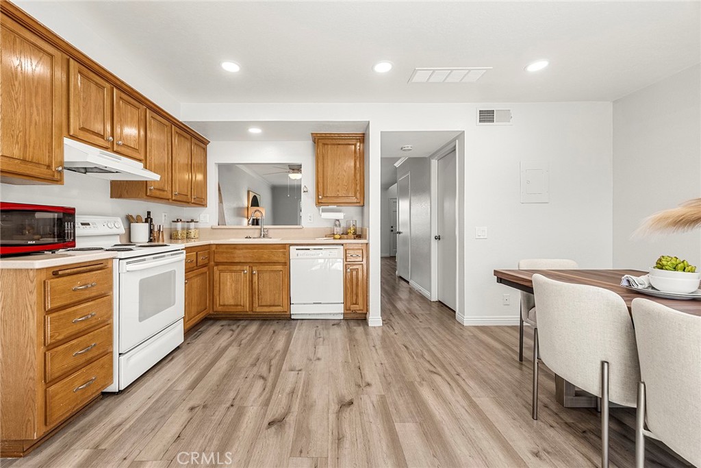 25885 Trabuco Road, Unit 169 Lake Forest, CA 92630 - Photo 14 of 30