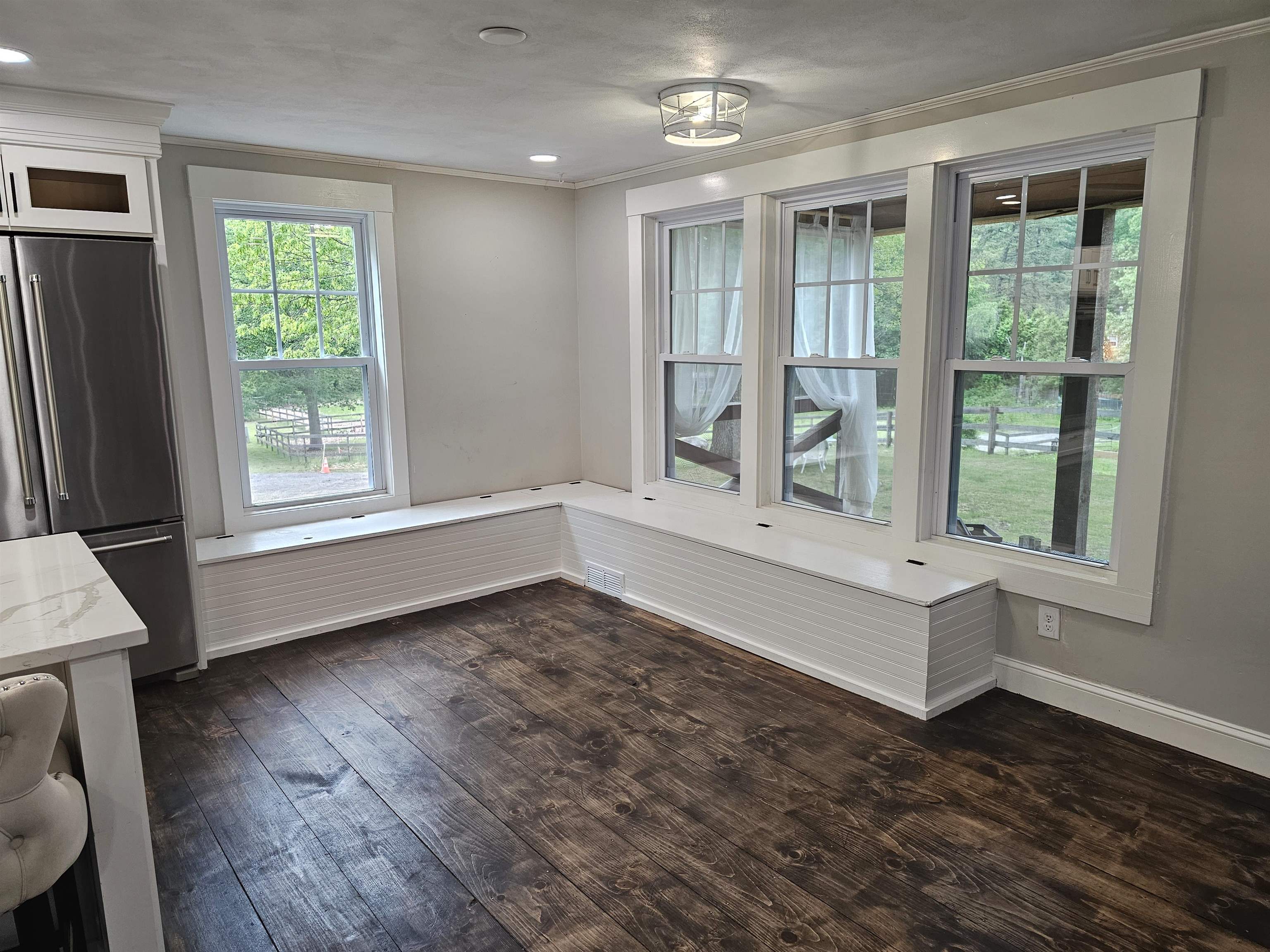 436 Mammoth Road Pelham, NH 03076 - Photo 13 of 59 Gallery Image 13