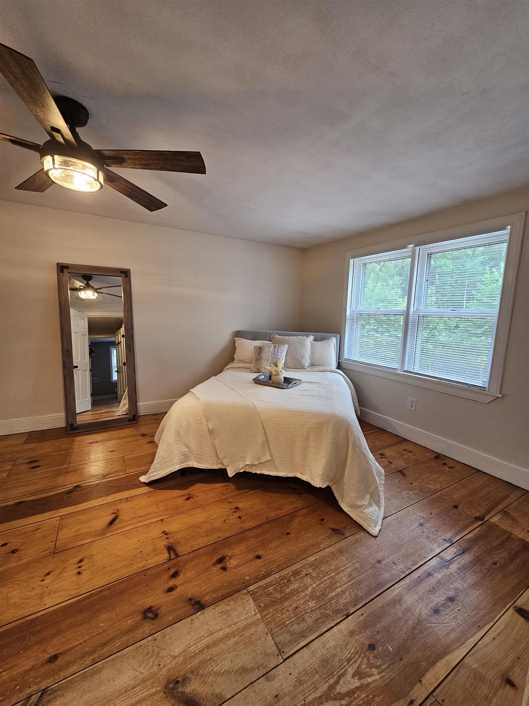 436 Mammoth Road Pelham, NH 03076 - Photo 24 of 59 Gallery Image 24
