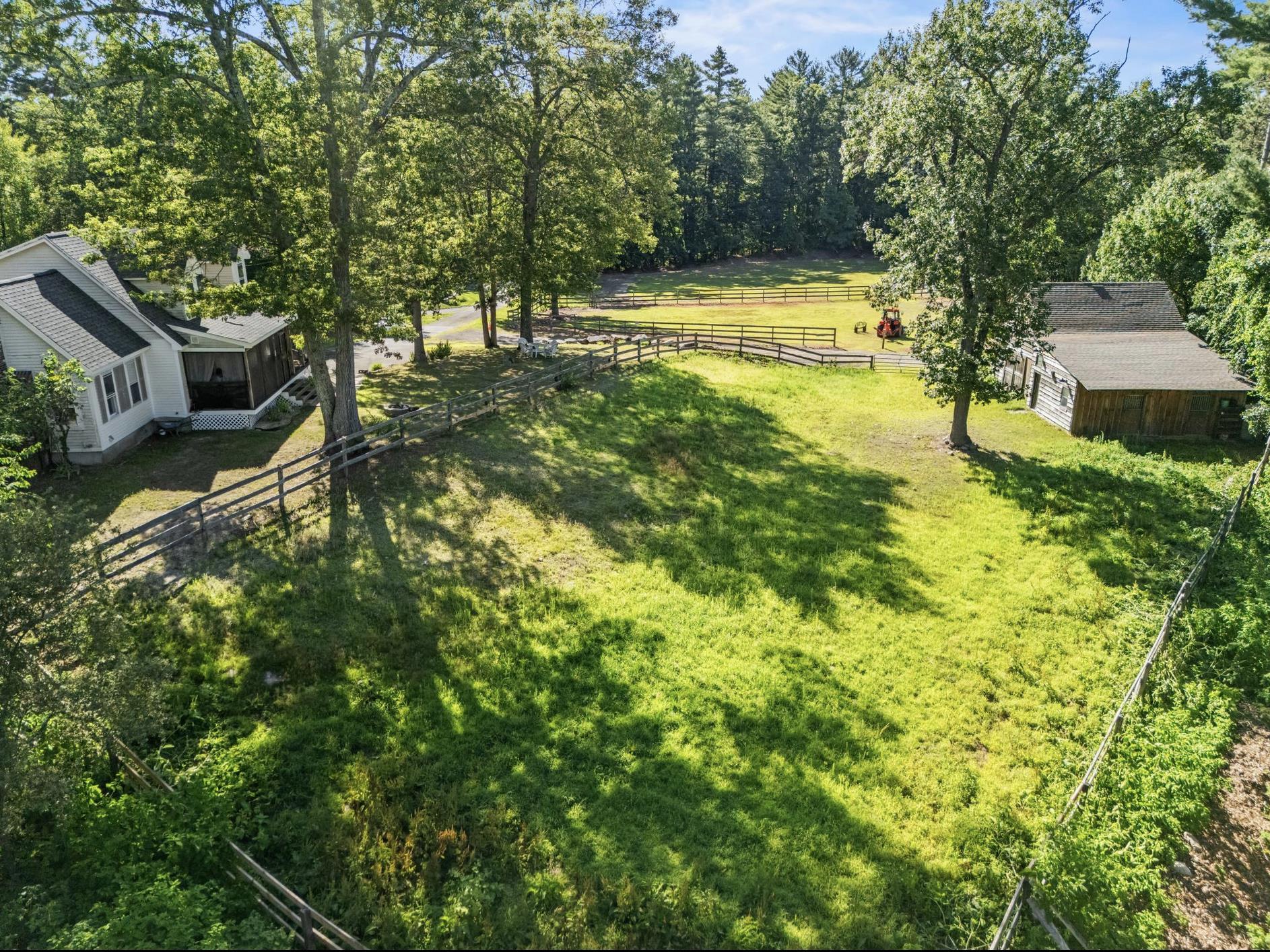 436 Mammoth Road Pelham, NH 03076 - Photo 3 of 59 Gallery Image 3