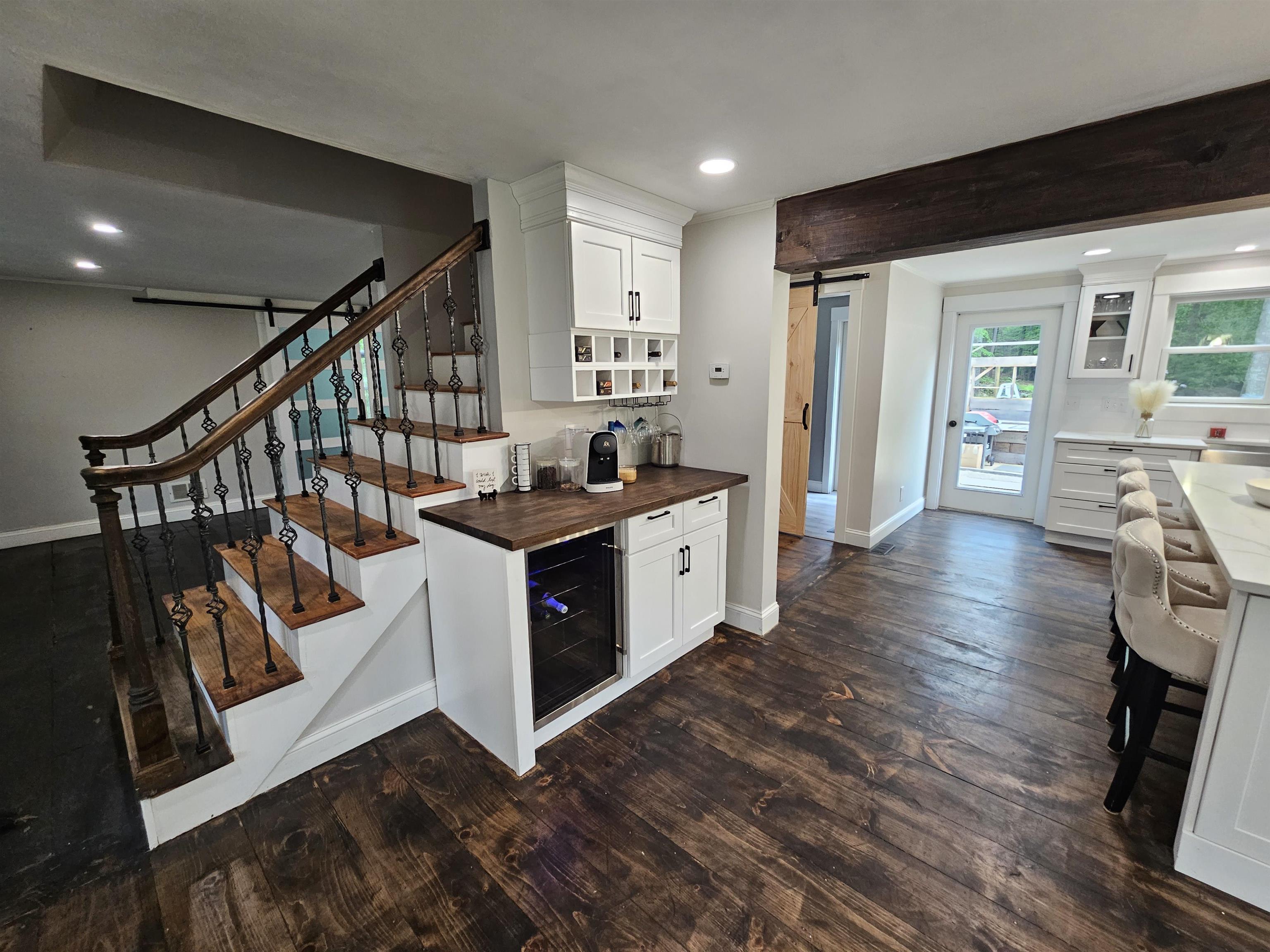 436 Mammoth Road Pelham, NH 03076 - Photo 8 of 59 Gallery Image 8