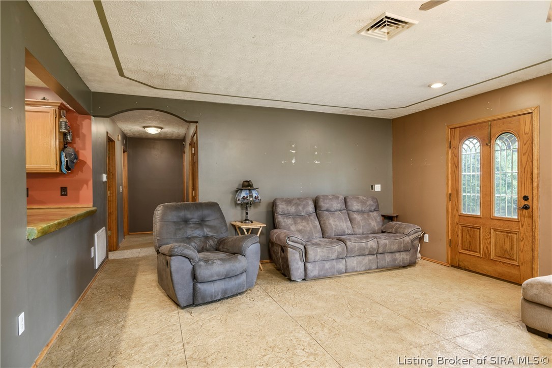 8014 Ridge Way Georgetown, IN 47122 - Photo 8 of 51