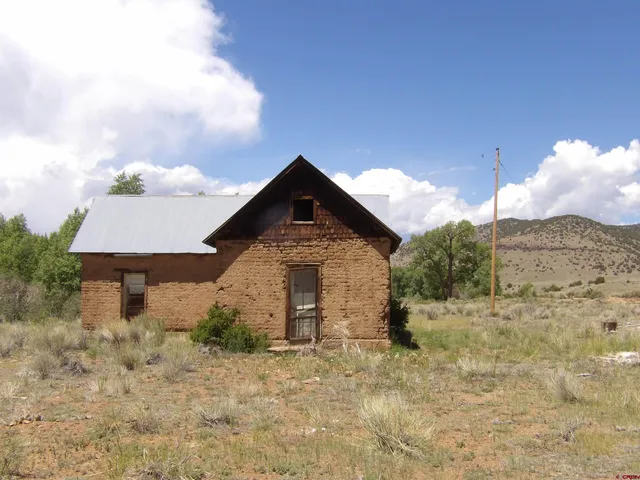 a view of a green filed