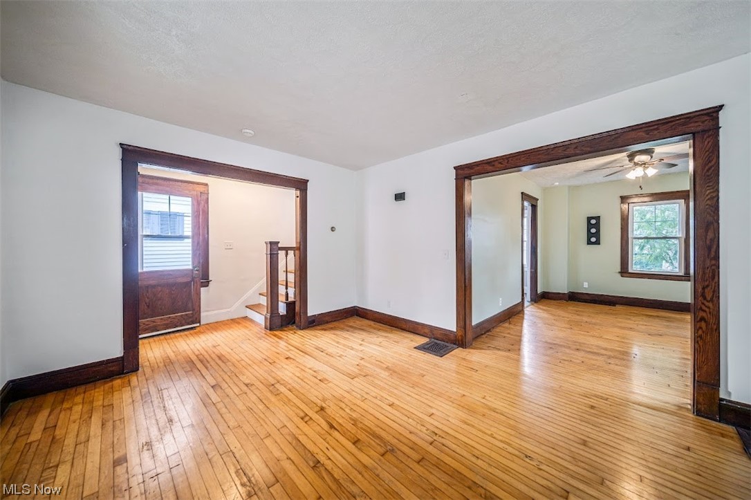 2568 Kendall Road Cleveland, OH 44120 - Photo 4 of 25 Gallery Image 4