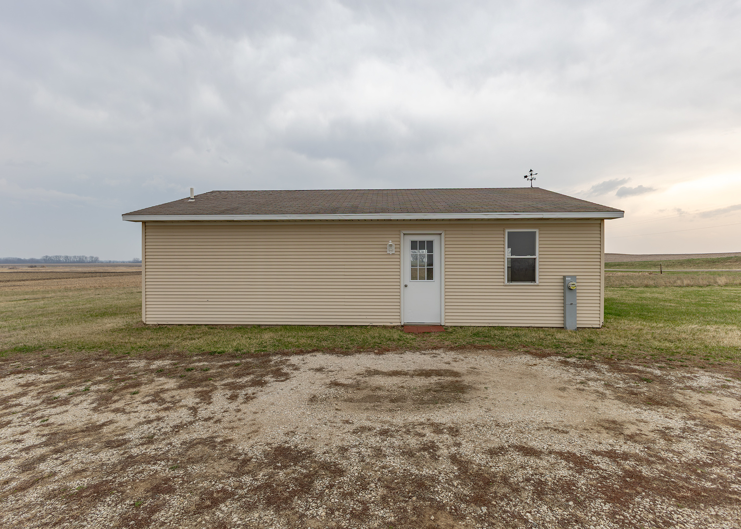 22308 North 2120th Avenue Atkinson, IL 61235 - Photo 1 of 14