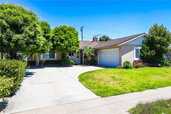$4,200 | 9595 Toucan Avenue, Fountain Valley, CA 92708