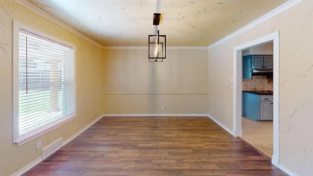 $3,600 | 6458 Royal Lane, Dallas, TX 75230