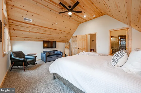 $1,275,000 | 36 Irwin Way, Oakland, MD 21550