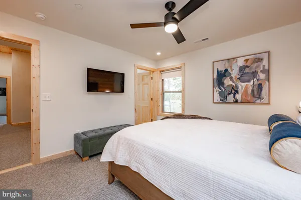 $1,275,000 | 36 Irwin Way, Oakland, MD 21550