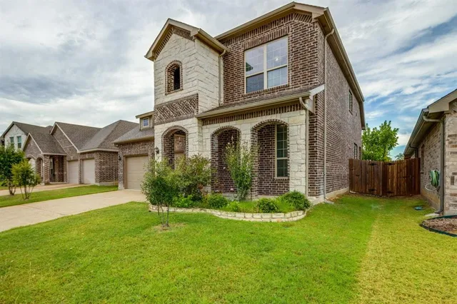 $2,800 | 2202 Fairfield Avenue, Melissa, TX 75454