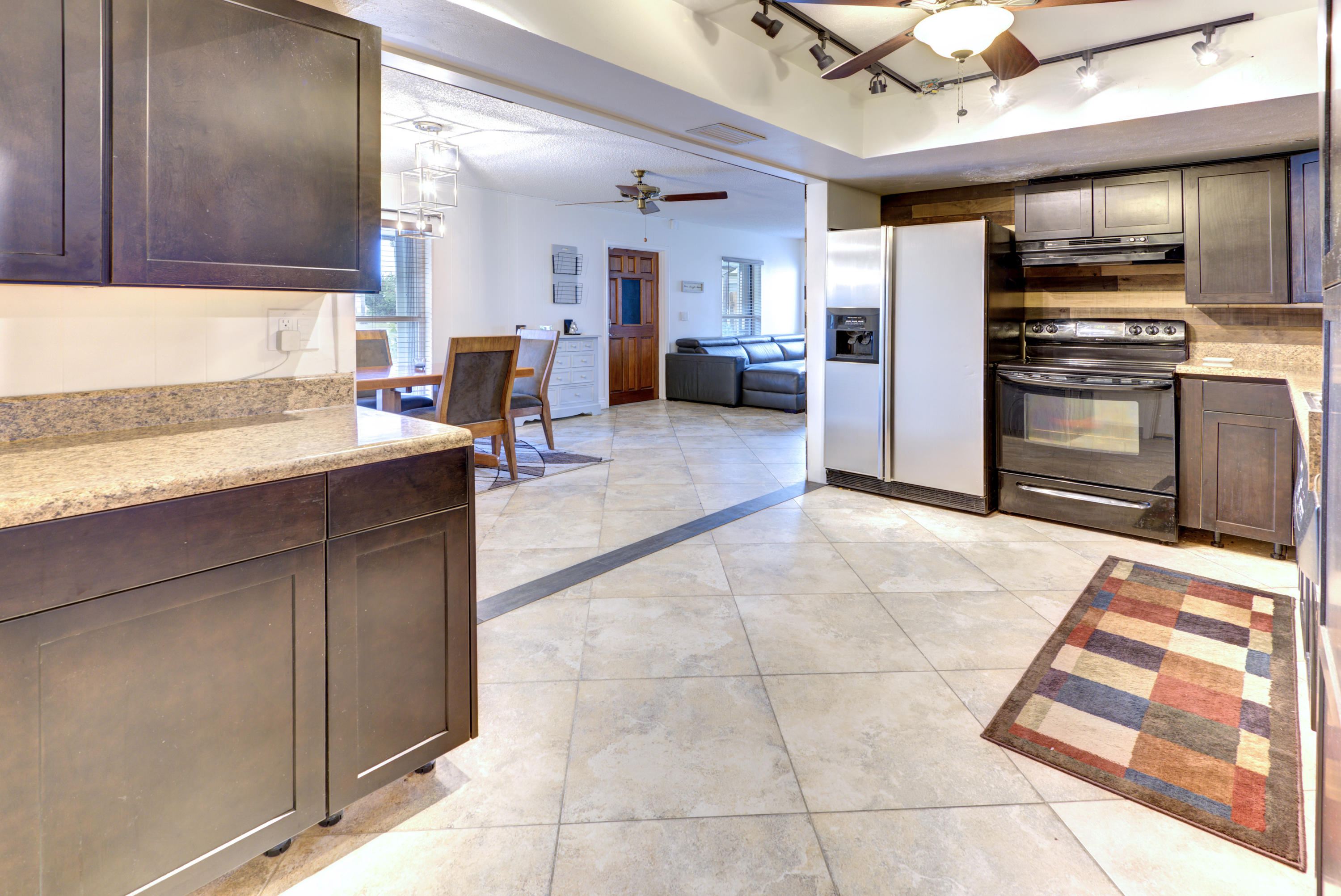 22196 Southwest 64th Terrace Boca Raton, FL 33428 - Photo 27 of 36 DSC_8583