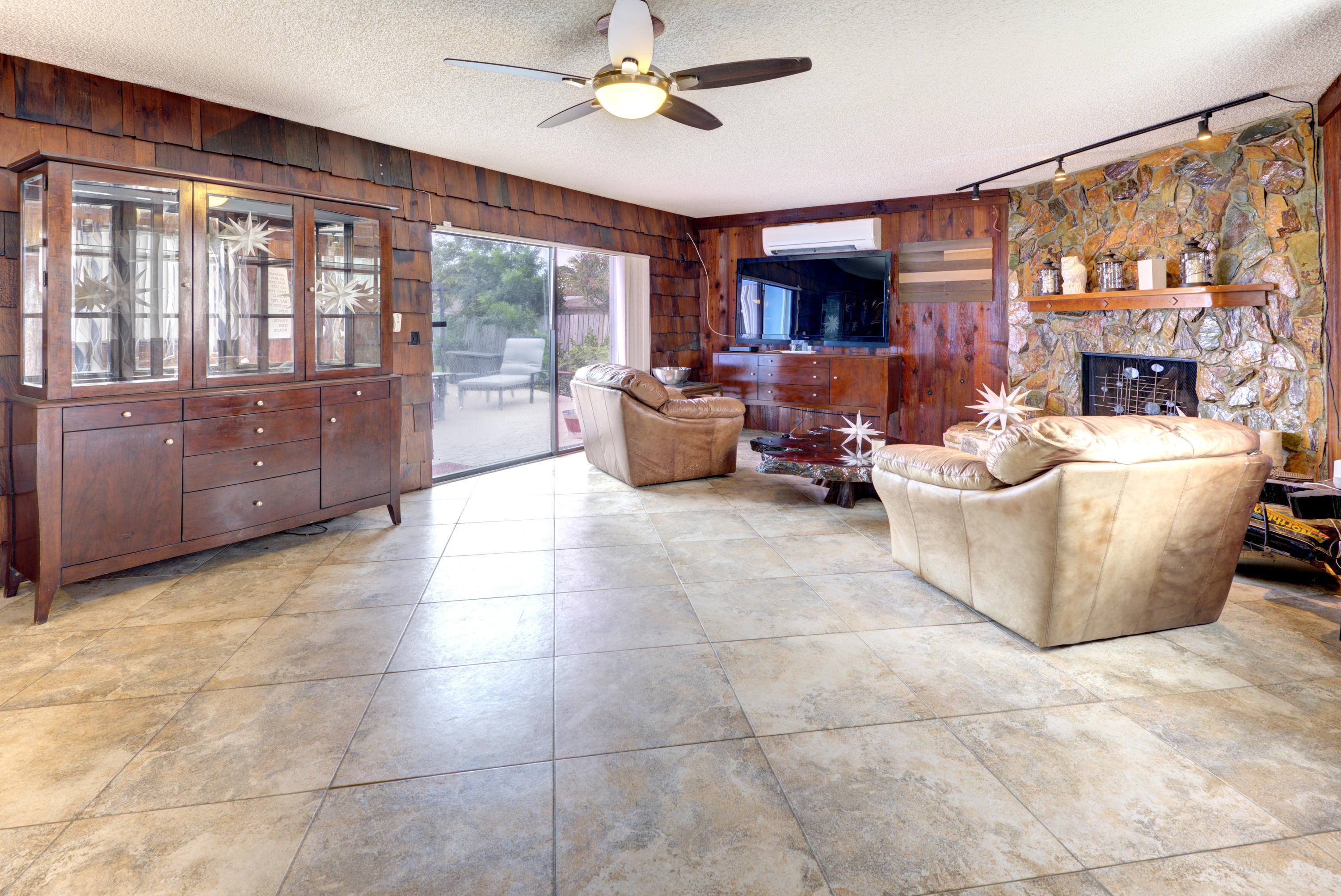 22196 Southwest 64th Terrace Boca Raton, FL 33428 - Photo 29 of 36 DSC_8610