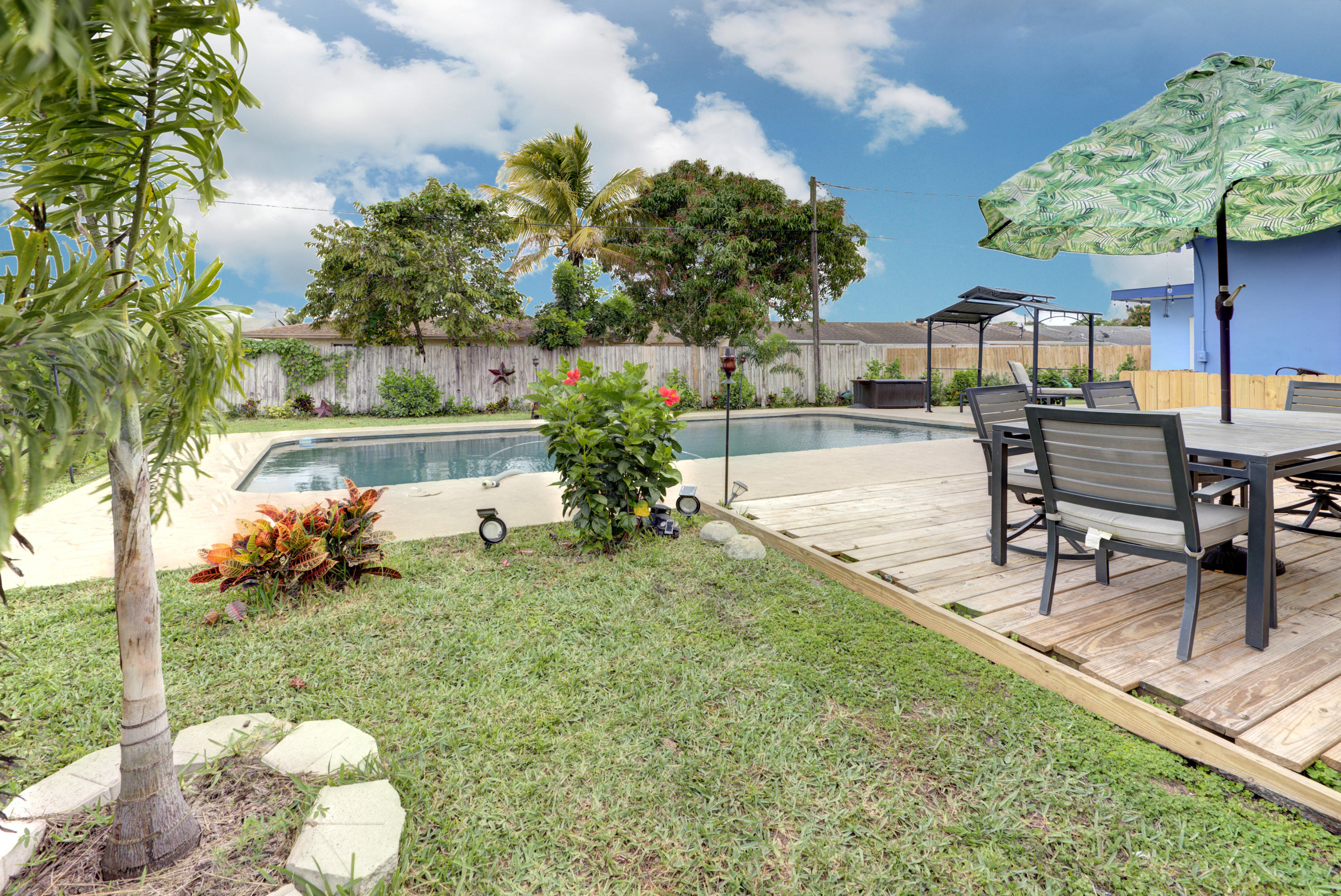 22196 Southwest 64th Terrace Boca Raton, FL 33428 - Photo 6 of 36 DSC_8375 sky