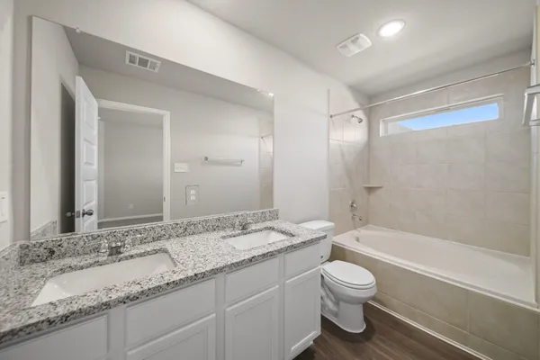 $1,835 | 312 Mouflon Drive, Huntsville, TX 77320