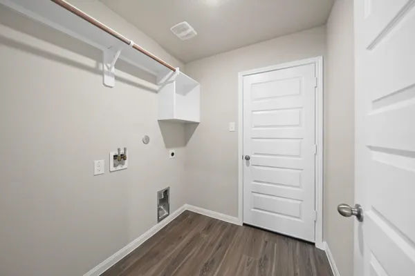 $1,835 | 312 Mouflon Drive, Huntsville, TX 77320
