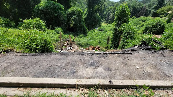 $189,000 | 160 Cleveland Road, Tryon, NC 28782