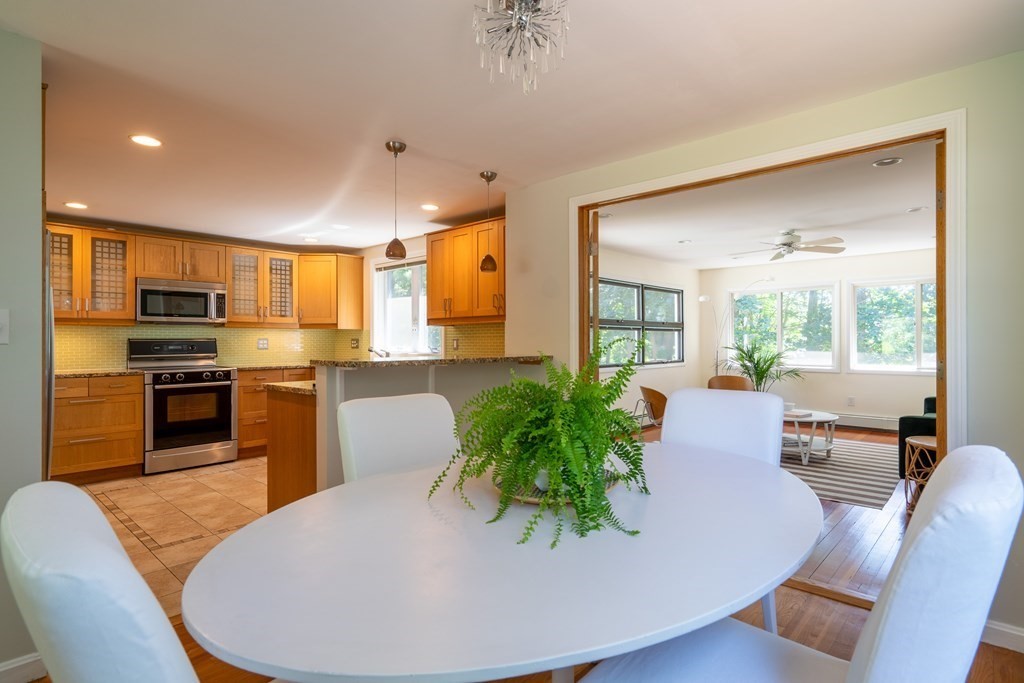 37 Tyler Road Lexington, MA 02420 - Photo 9 of 29 Gallery Image 9