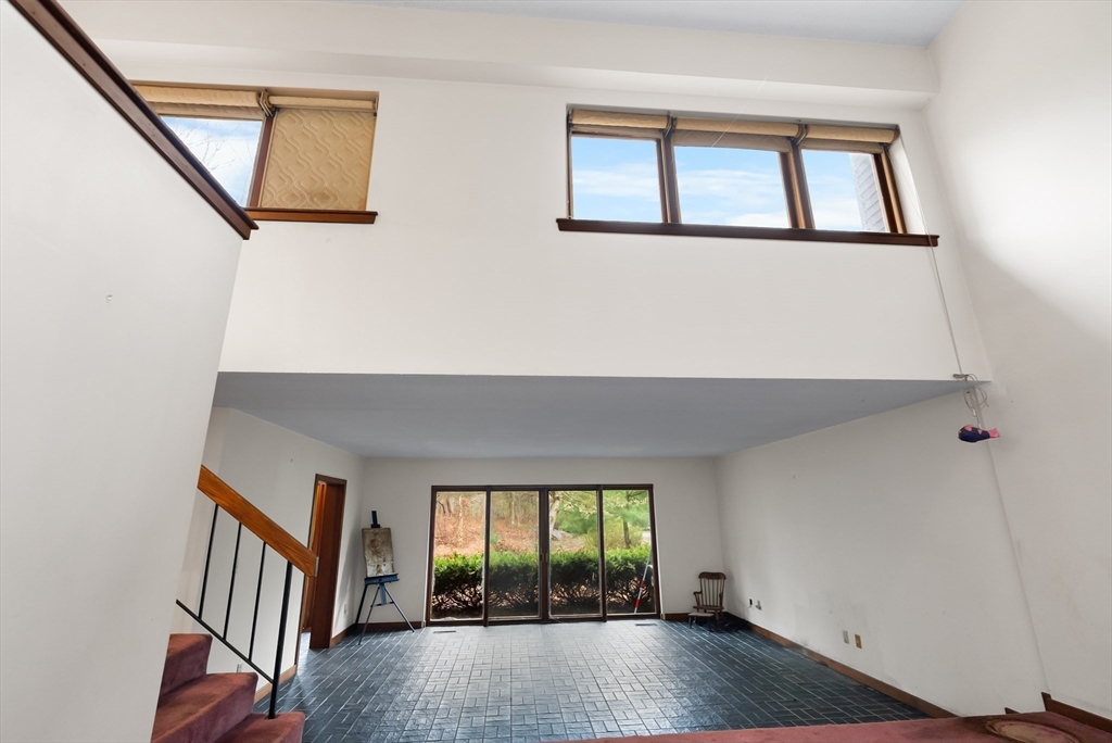 20 Berry Circle Hamilton, MA 01982 - Photo 11 of 35